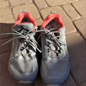 ALTRA Women's Lone Peak All-WTHR Trail Running Shoes, Gray/Orange 8.5